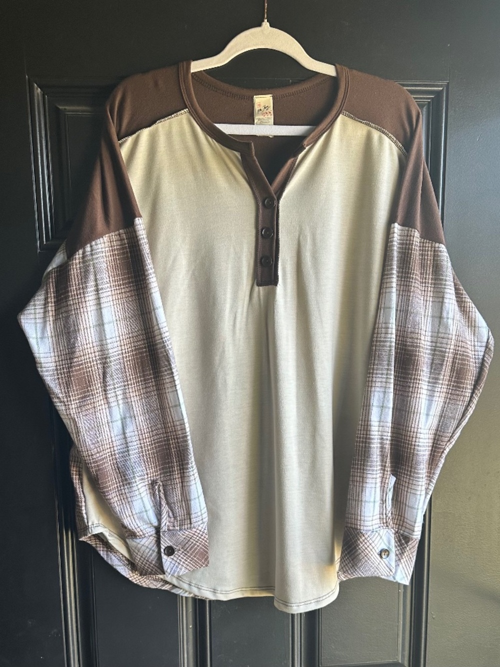 7th Ray Beige & Brown Plaid Contrast Knit Top